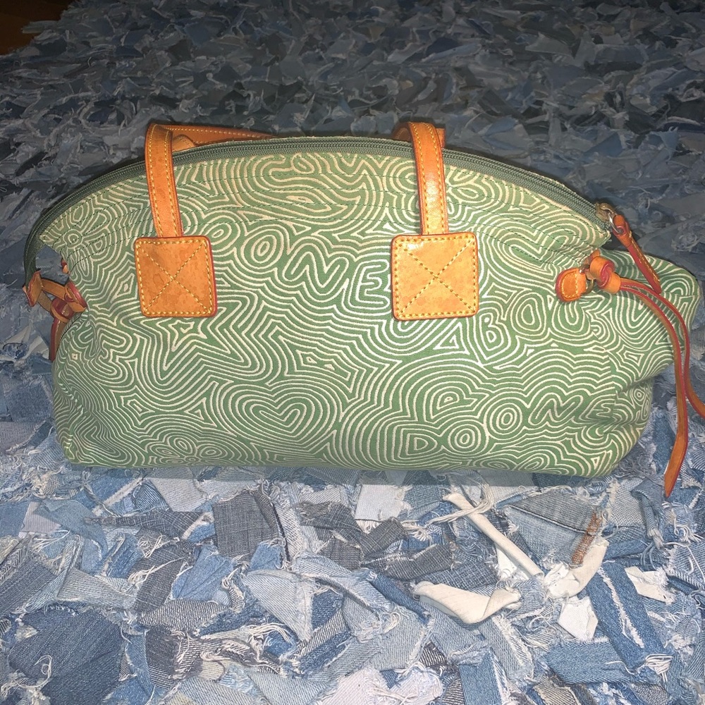 Dooney & Bourke - Picture 6 of 6